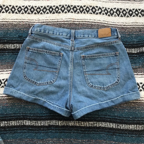 American Eagle Outfitters Pants - American Eagle Outfitters Mom Shorts size 6